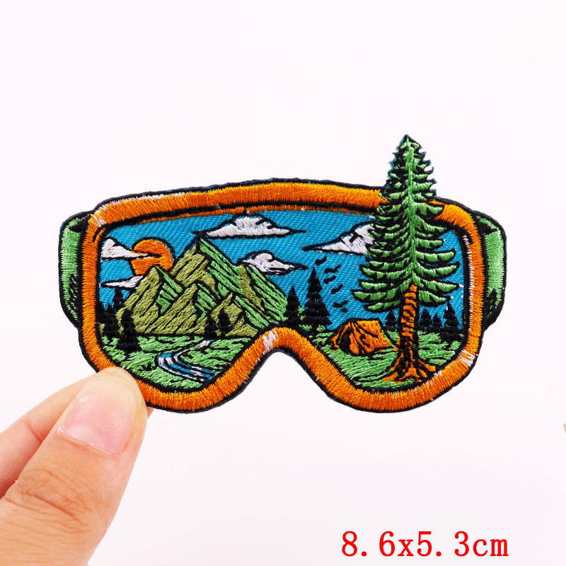 山岳キャンプ/アウトドアアドベンチャー刺繍パッチ コンパスパ - Outdoor Adventure Show のレビューと価格