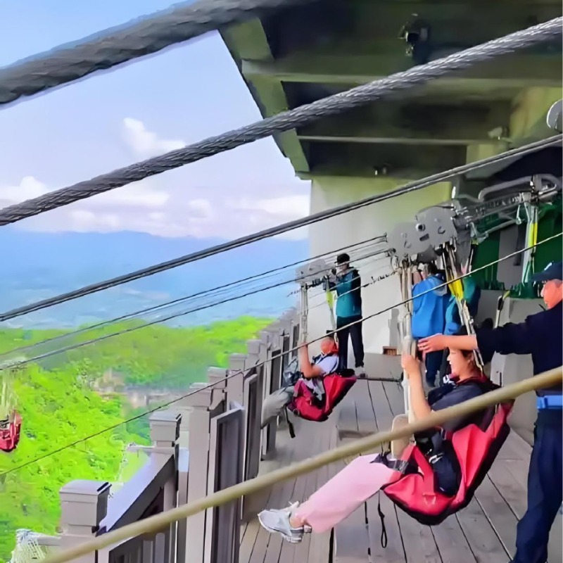 高所ジップライン設備　屋外ジップライン　スポーツ用品　アウト - Outdoor Adventure Ziplines & Waterfall のレビューと価格